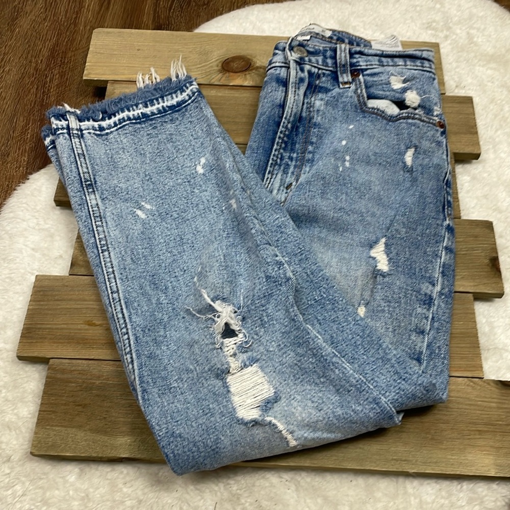 Abercrombie‎ & Fitch Curve Love Ultra High Rise Ankle Straight Distressed Jeans